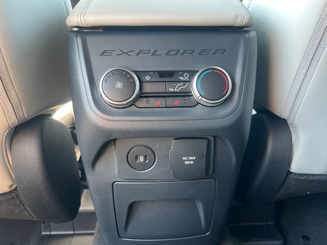 New 2027 Ford Explorer Platinum w/ LUX Leather Package AWD/4WD image 20