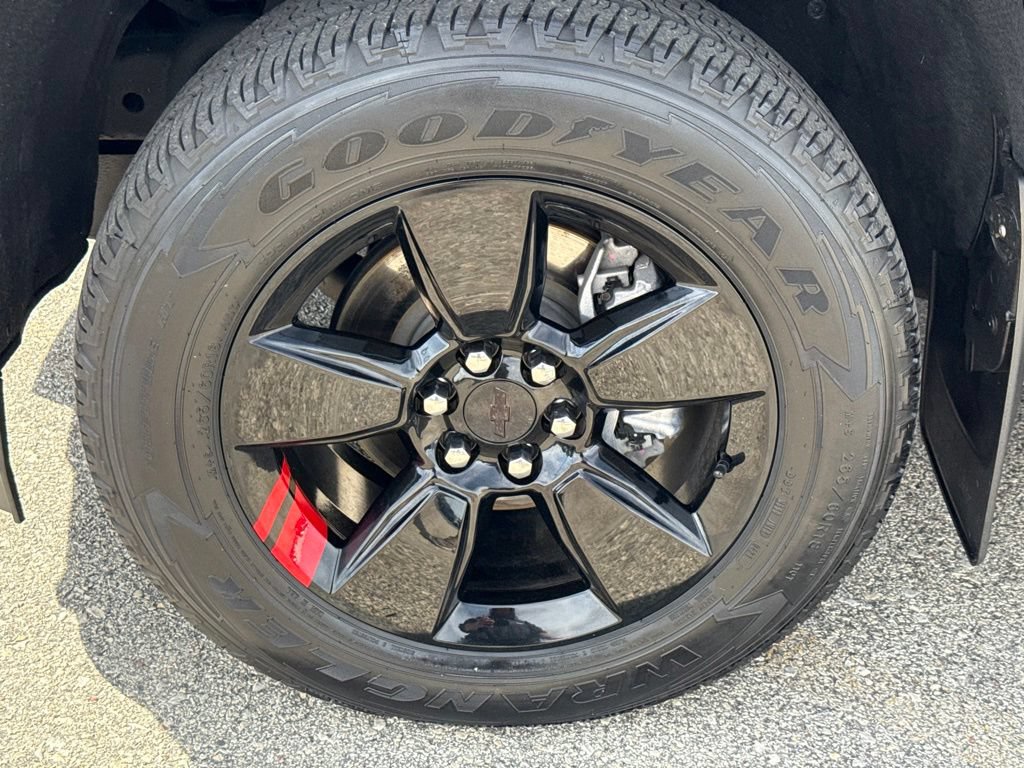Used 2021 Chevrolet Colorado LT w/ Redline Special Edition AWD/4WD image 34