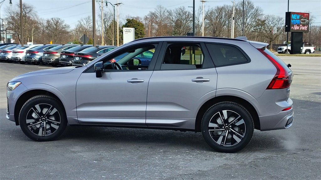 New 2026 Volvo XC60 B5 Core w/ Protection Package Premier image 5