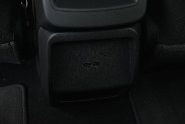 Used 2025 Chevrolet Equinox EV LT image 17