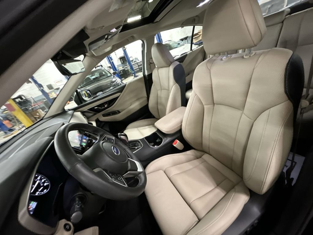 Certified 2025 Subaru Legacy Limited image 15