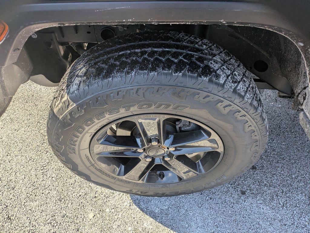 Used 2022 Jeep Wrangler Unlimited Sahara image 27