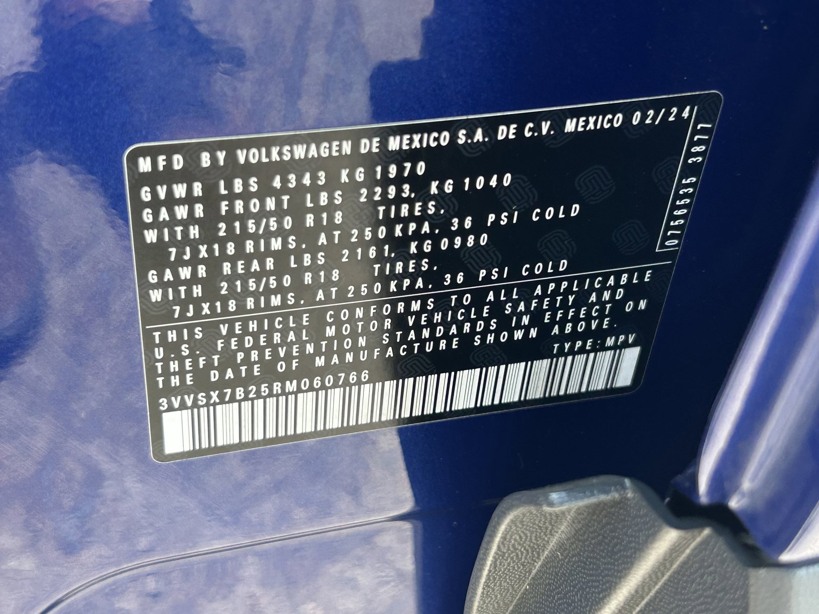 Used 2024 Volkswagen Taos SE image 35