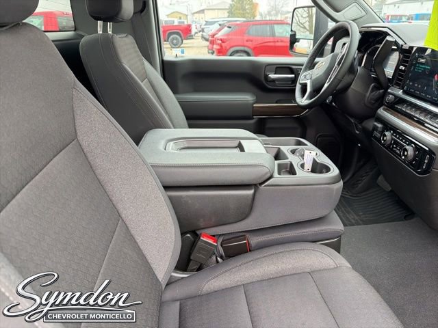 Used 2025 Chevrolet Silverado 3500 LT image 17