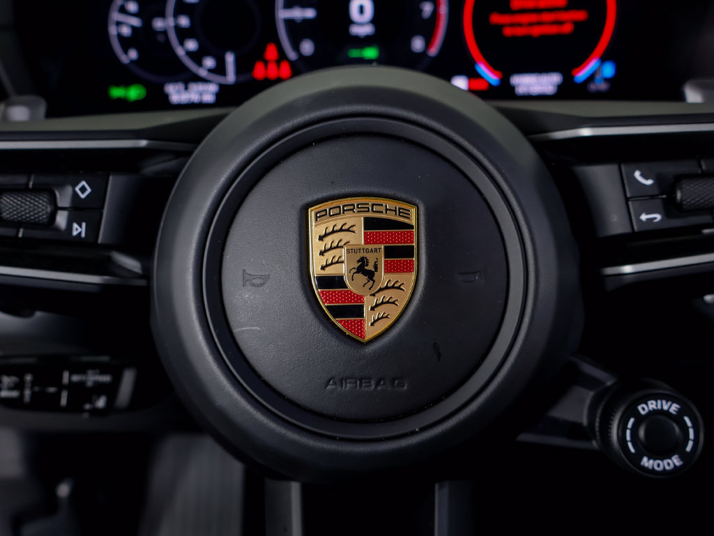 Certified 2026 Porsche Cayenne Coupe AWD/4WD image 19