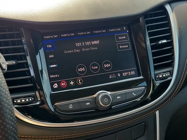 Used 2020 Chevrolet Trax LT w/ LPO, Protection Package AWD/4WD image 13