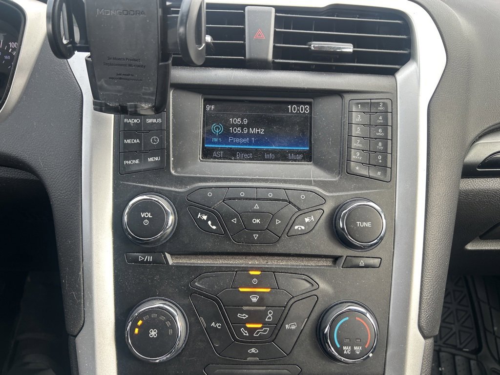 Used 2014 Ford Fusion SE w/ Equipment Group 201A image 10