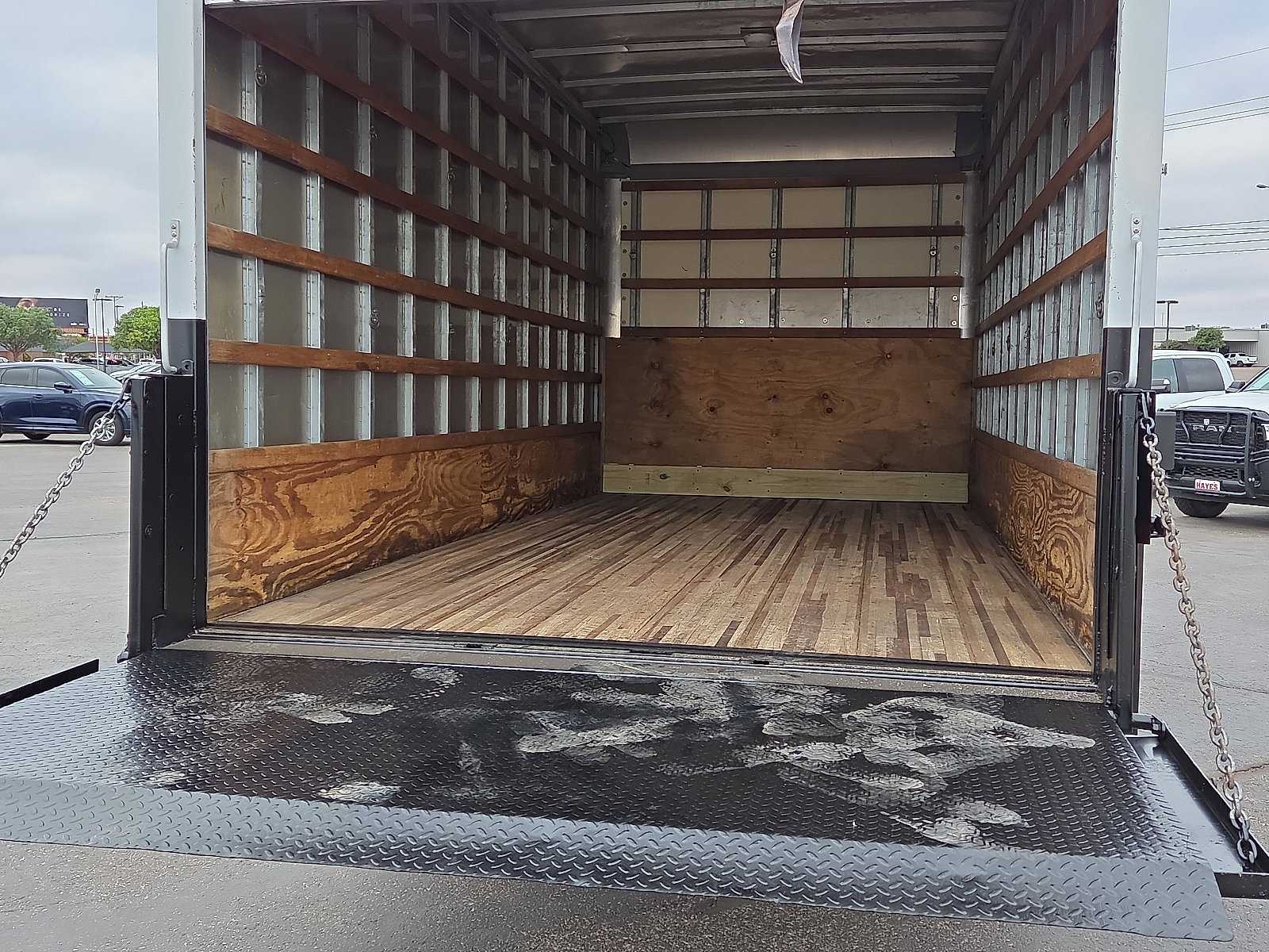 Used 2014 GMC Savana 3500 image 9