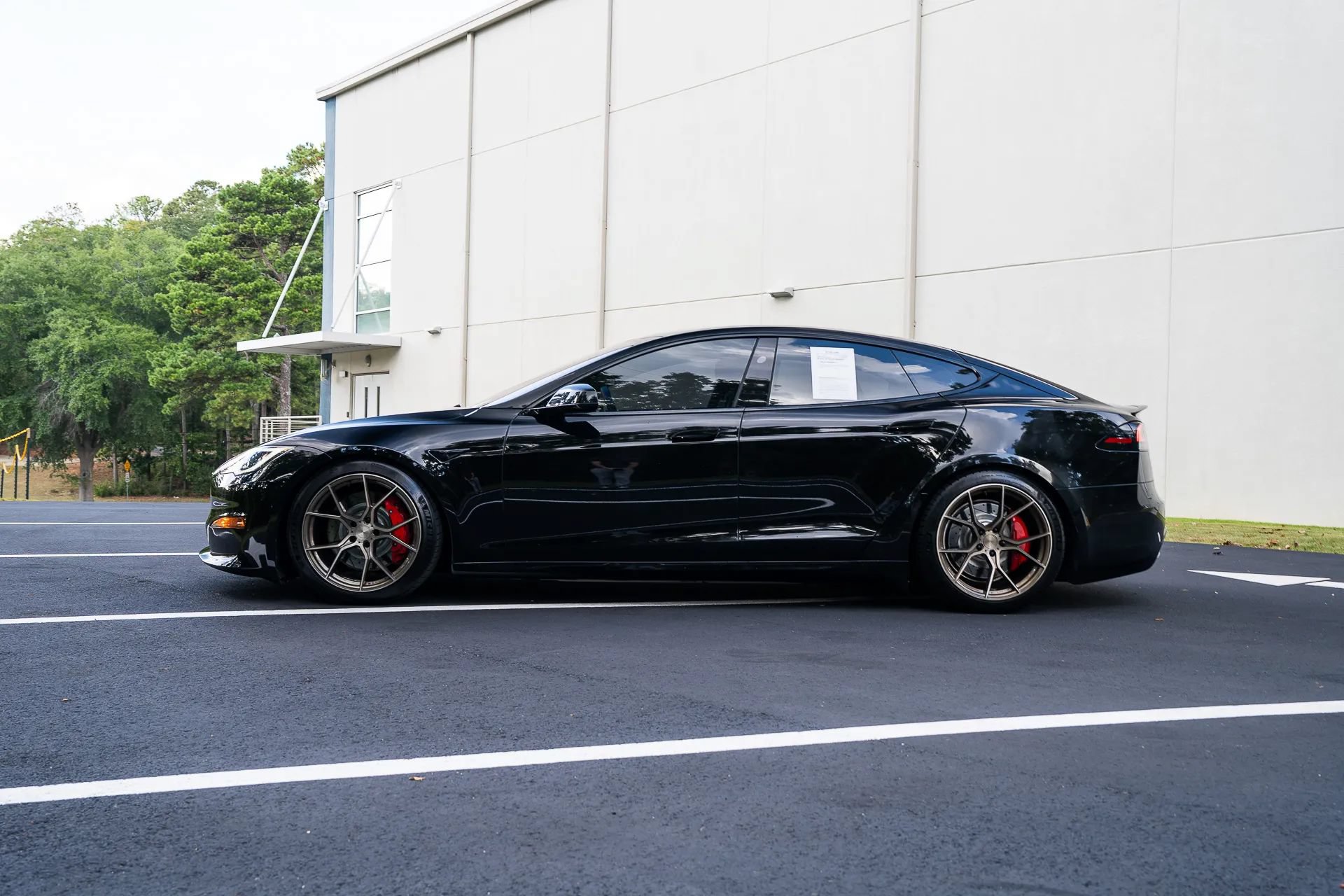 Used 2024 Tesla Model S Plaid AWD/4WD image 5