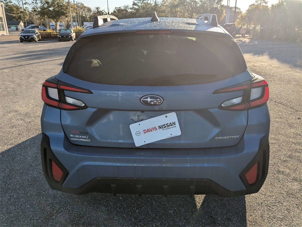 Used 2024 Subaru Crosstrek 2.0i Premium image 5