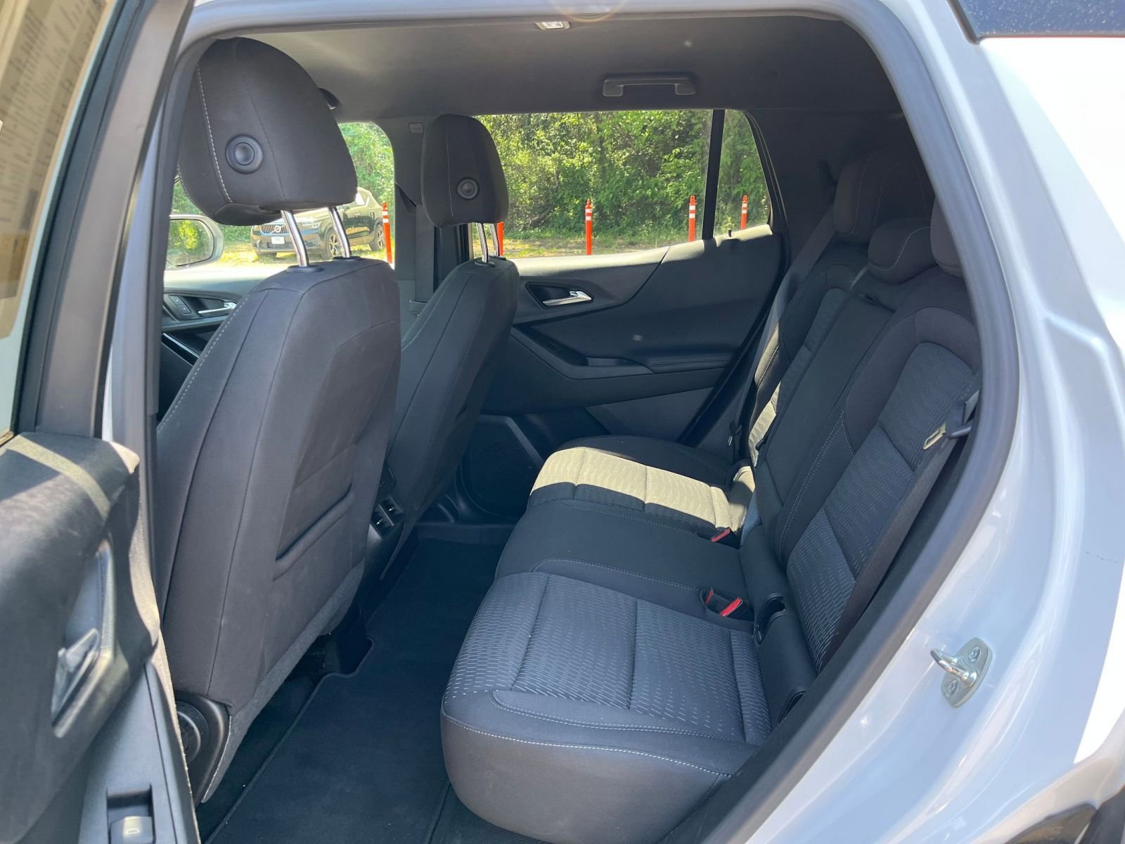 Used 2025 Chevrolet Equinox LT FWD image 39