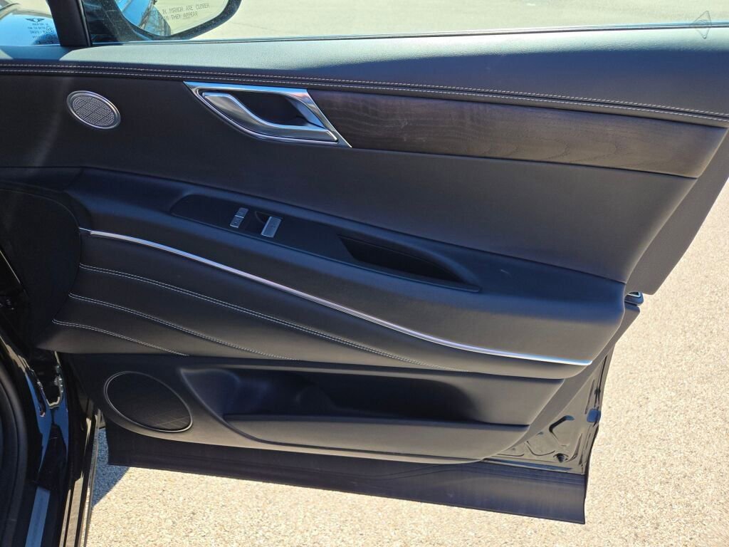 Used 2024 Genesis GV80 3.5T image 5