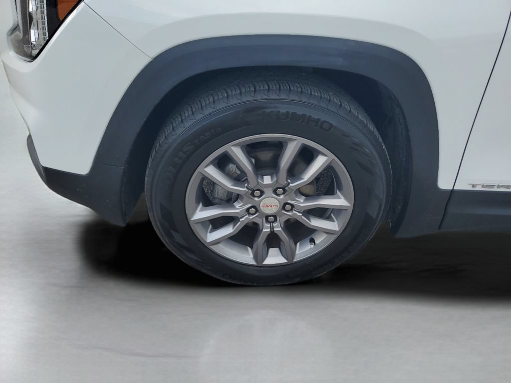 Used 2024 GMC Terrain SLT FWD image 26