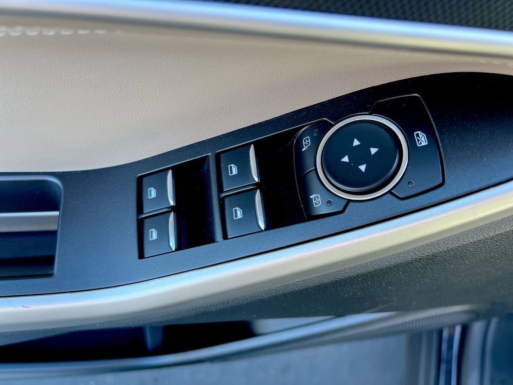 Used 2023 Ford Explorer XLT w/ Equipment Group 202A image 20