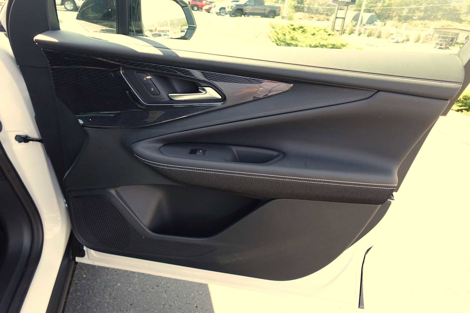 New 2026 Chevrolet Blazer EV LT image 28