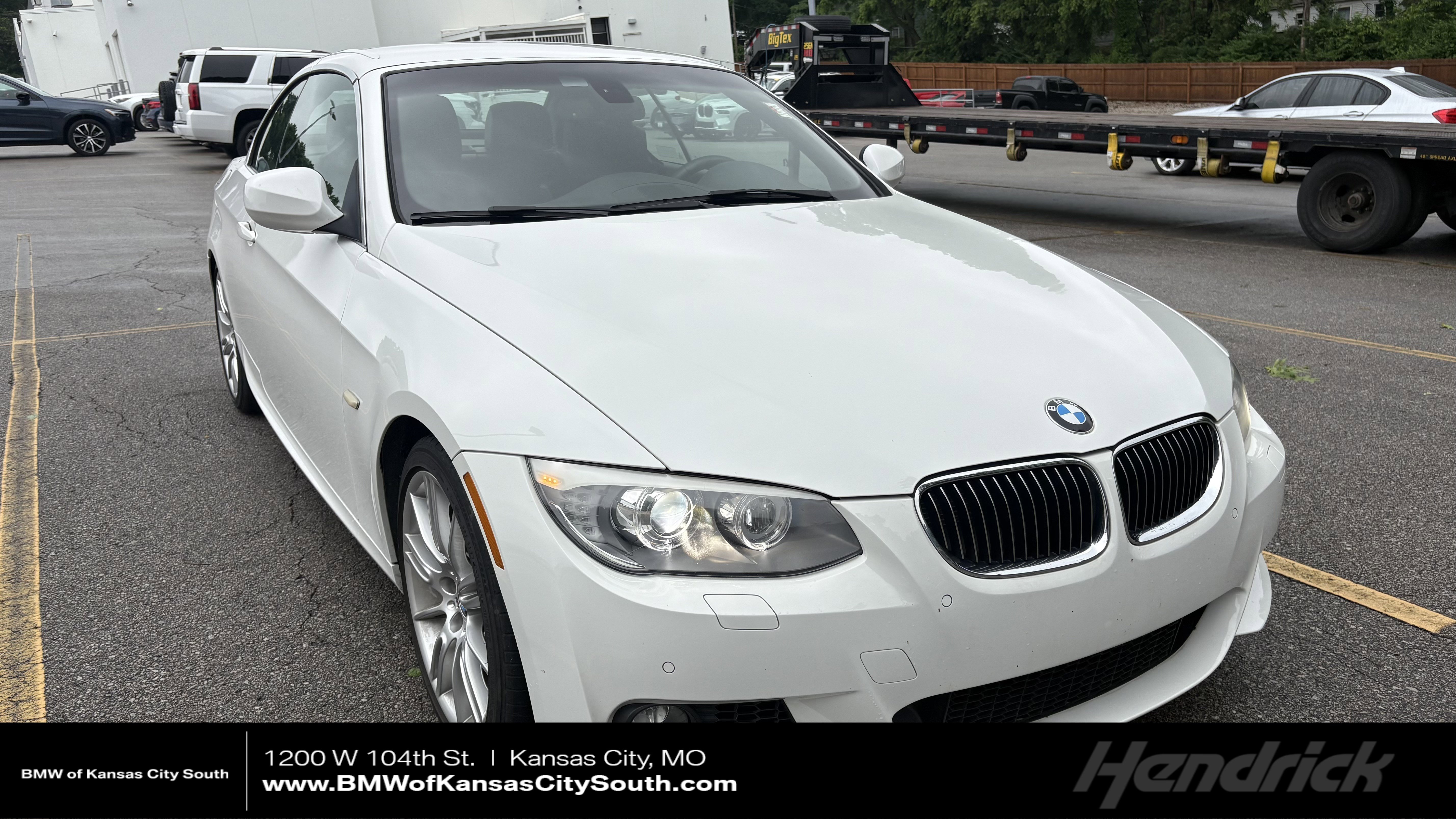 Used 2013 BMW 335i Convertible RWD image 1