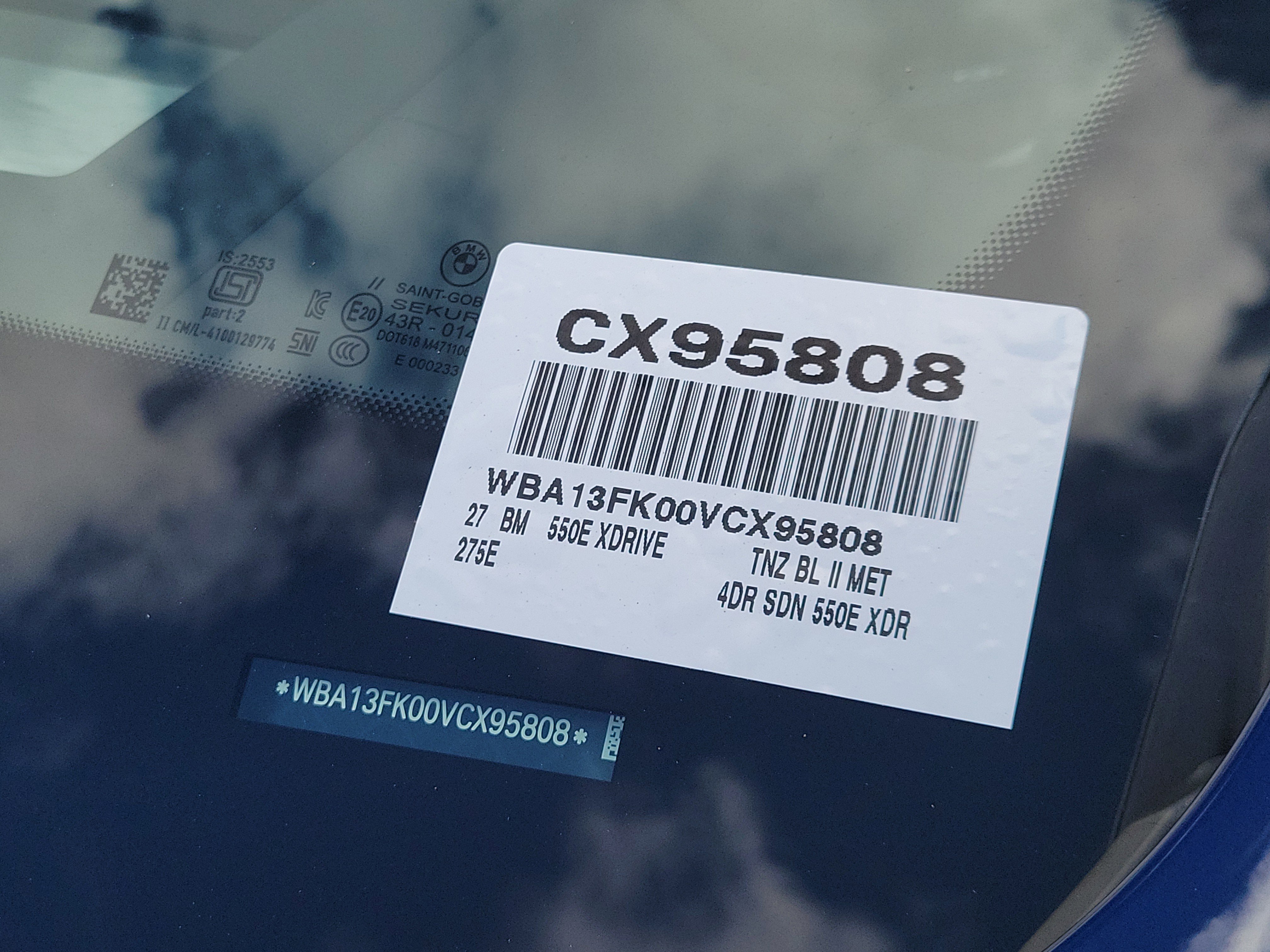 New 2027 BMW 550e xDrive AWD/4WD image 31