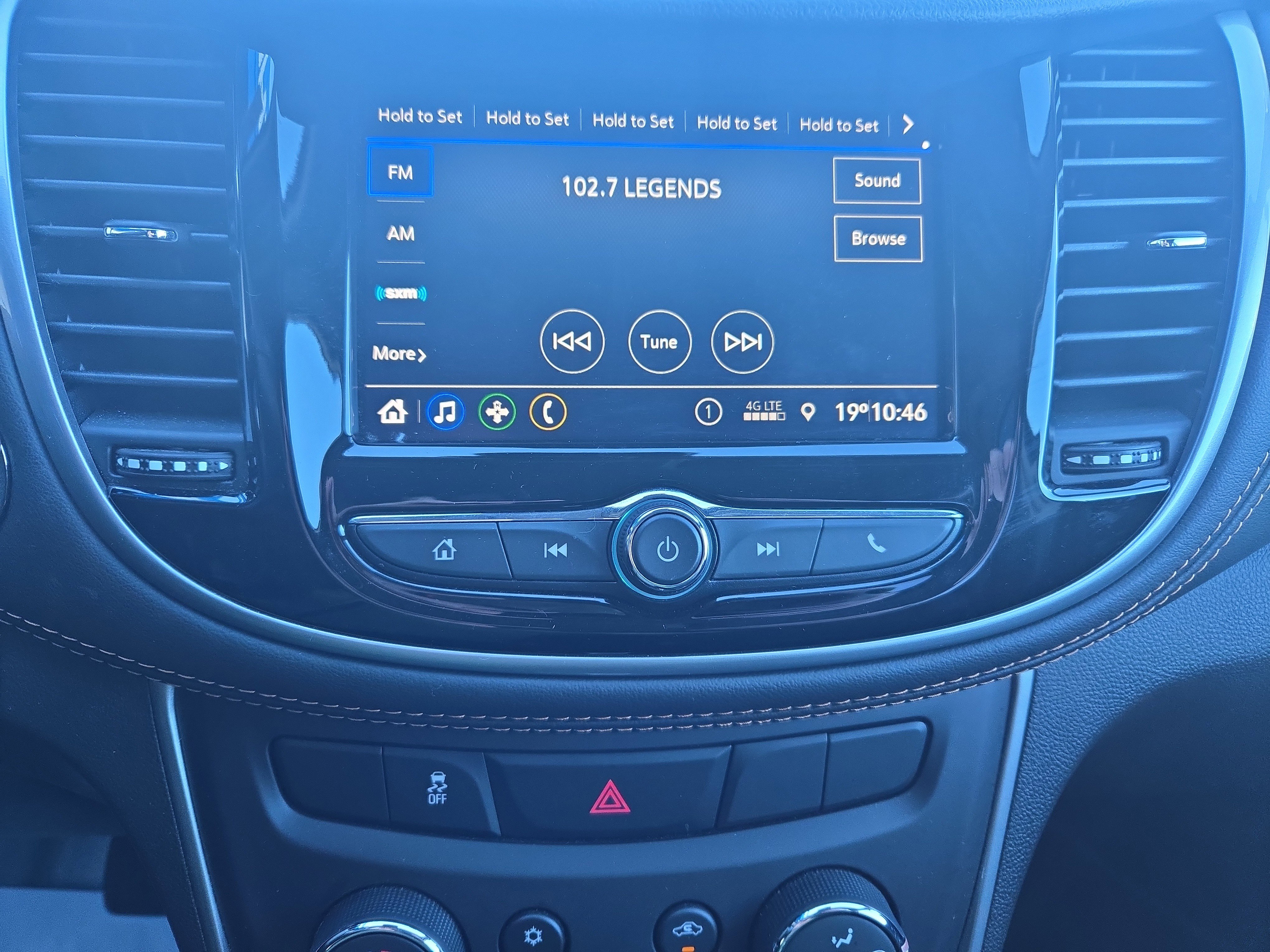 Certified 2022 Chevrolet Trax LT w/ LT Convenience Package image 7