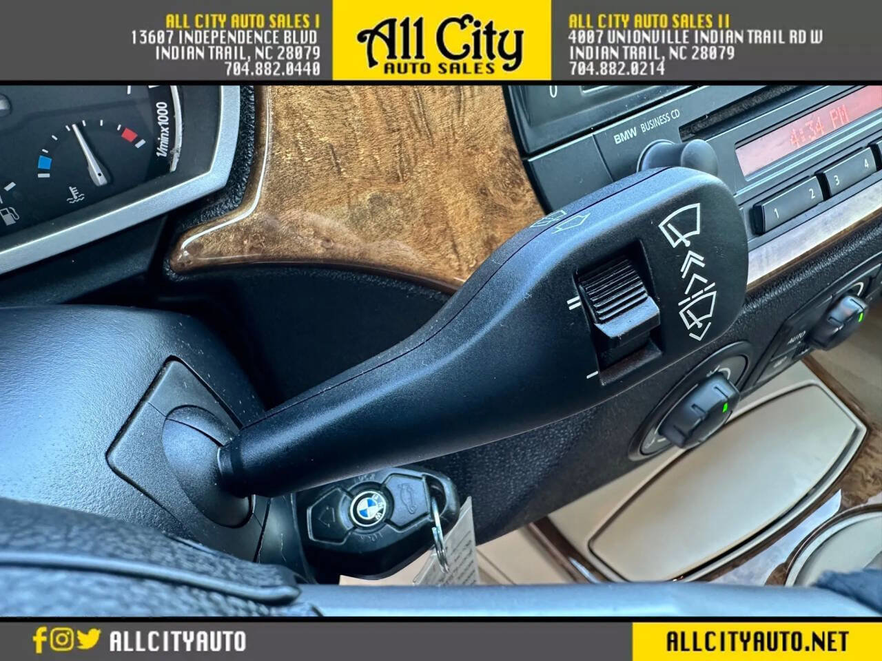 Used 2005 BMW Z4 2.5i image 18