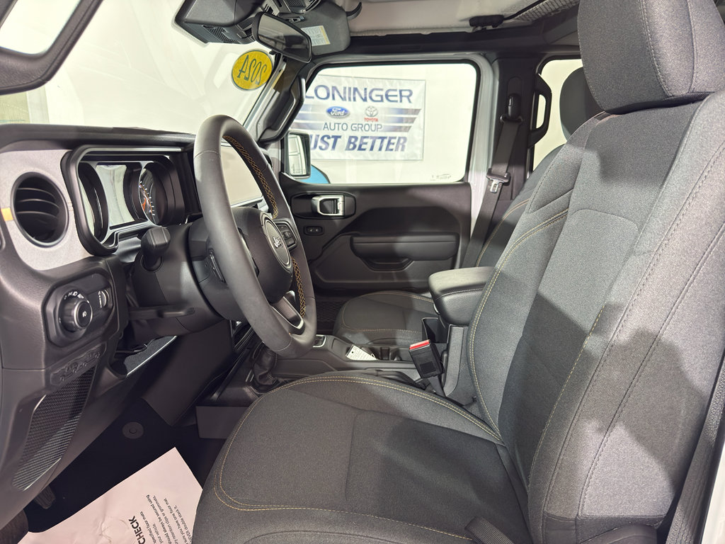 Used 2024 Jeep Wrangler Sport S image 13