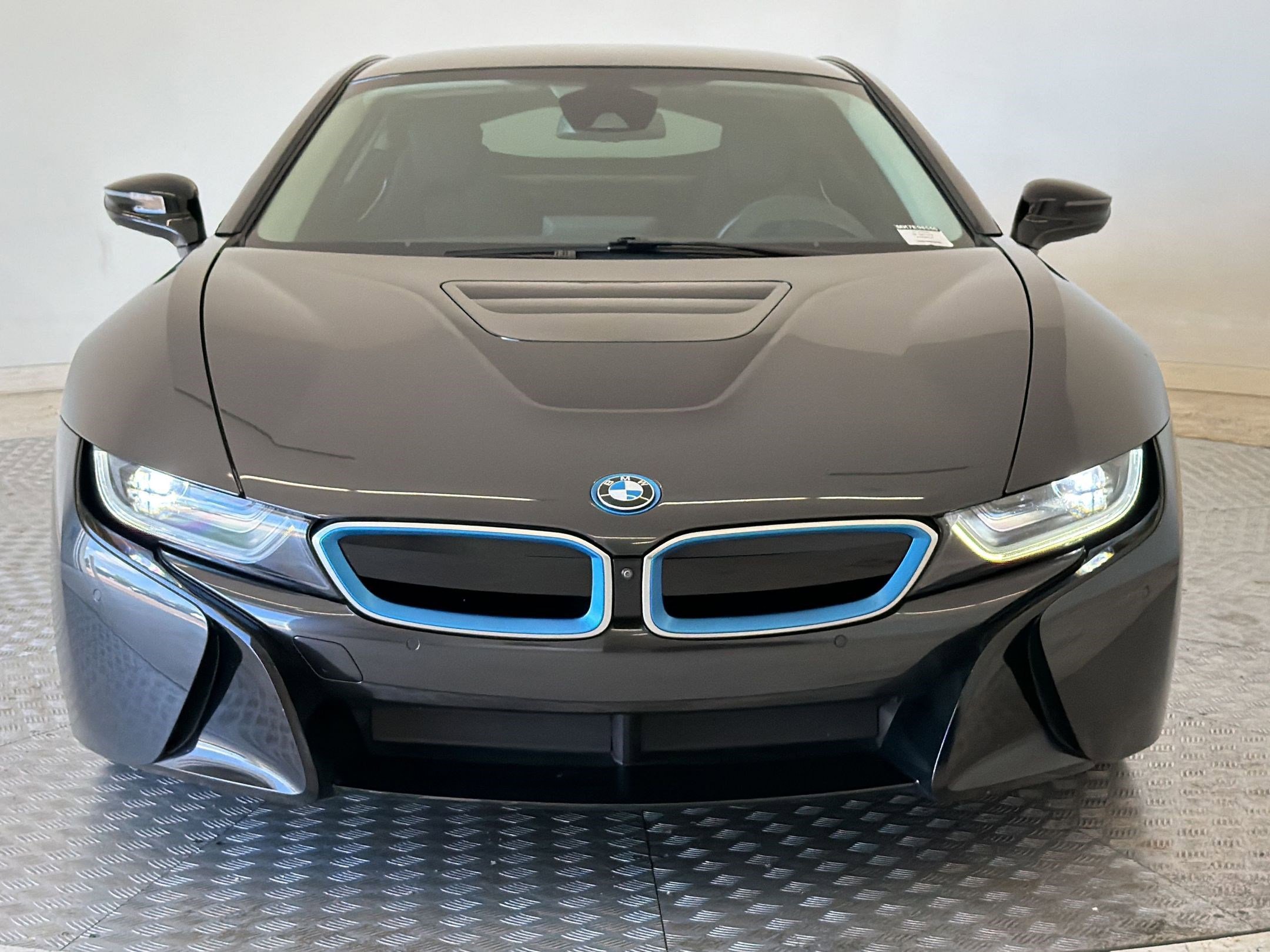 Used 2019 BMW i8 Coupe image 5