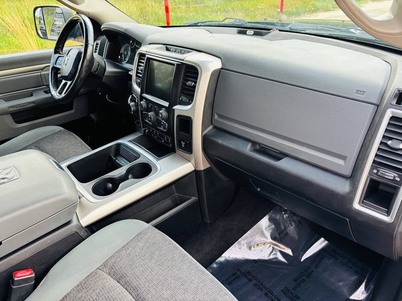 Used 2017 RAM 1500 Outdoorsman AWD/4WD image 26
