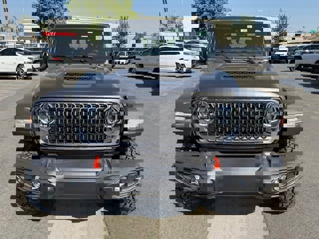 New 2025 Jeep Gladiator Mojave