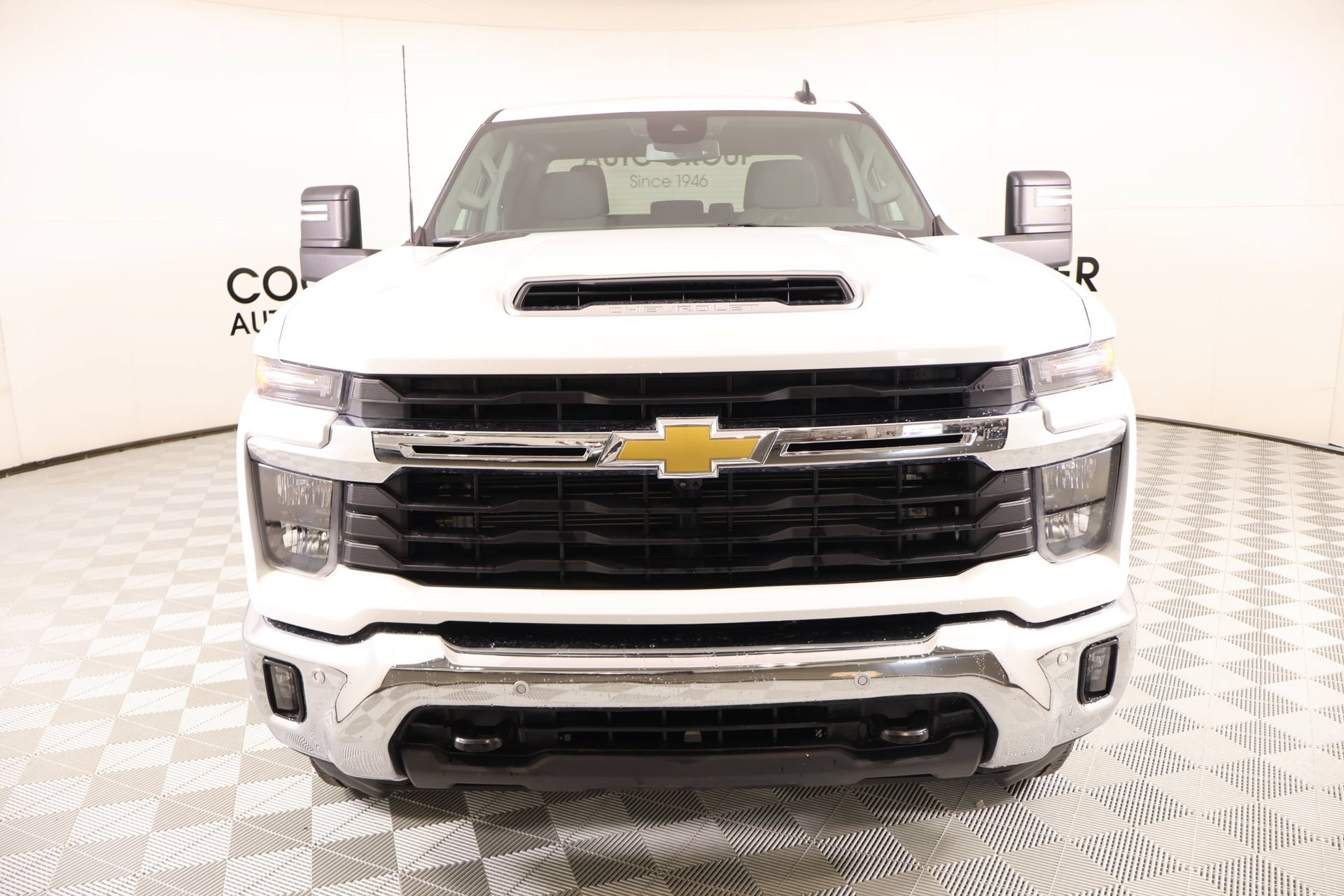 Used 2025 Chevrolet Silverado 3500 LT w/ Safety Package AWD/4WD image 10
