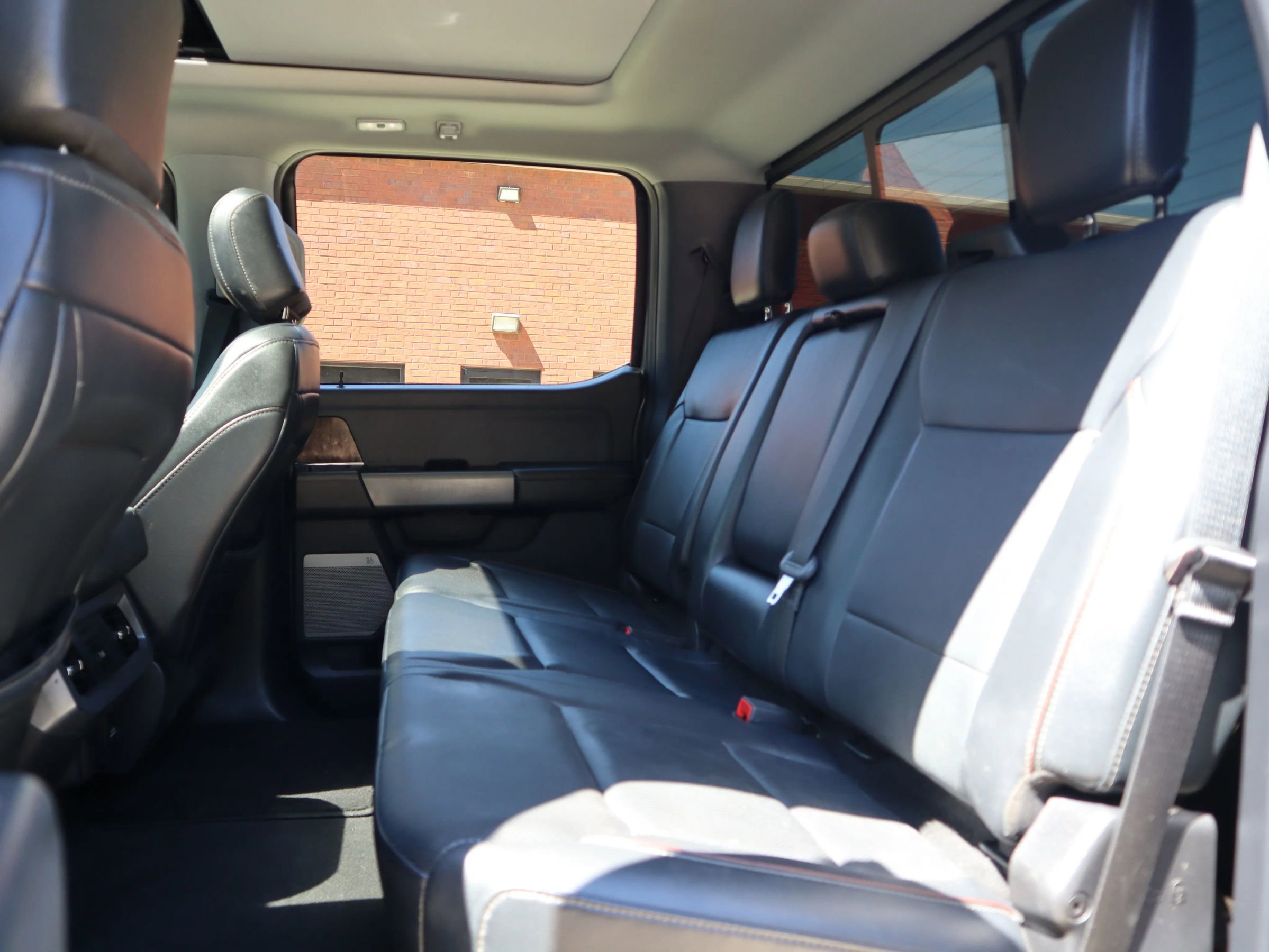 Used 2024 Ford F250 Lariat w/ Lariat Ultimate Package image 26