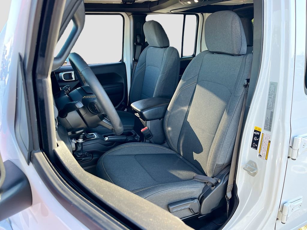 Certified 2024 Jeep Wrangler Unlimited Sport AWD/4WD image 19