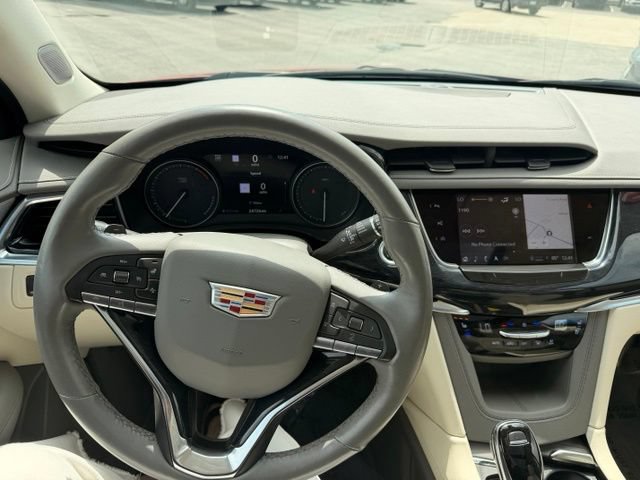 Used 2024 Cadillac XT6 Premium Luxury w/ Technology Package AWD/4WD image 17