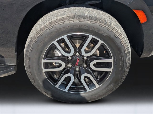 Used 2021 GMC Yukon AT4 w/ Rear Media and Nav Package image 10