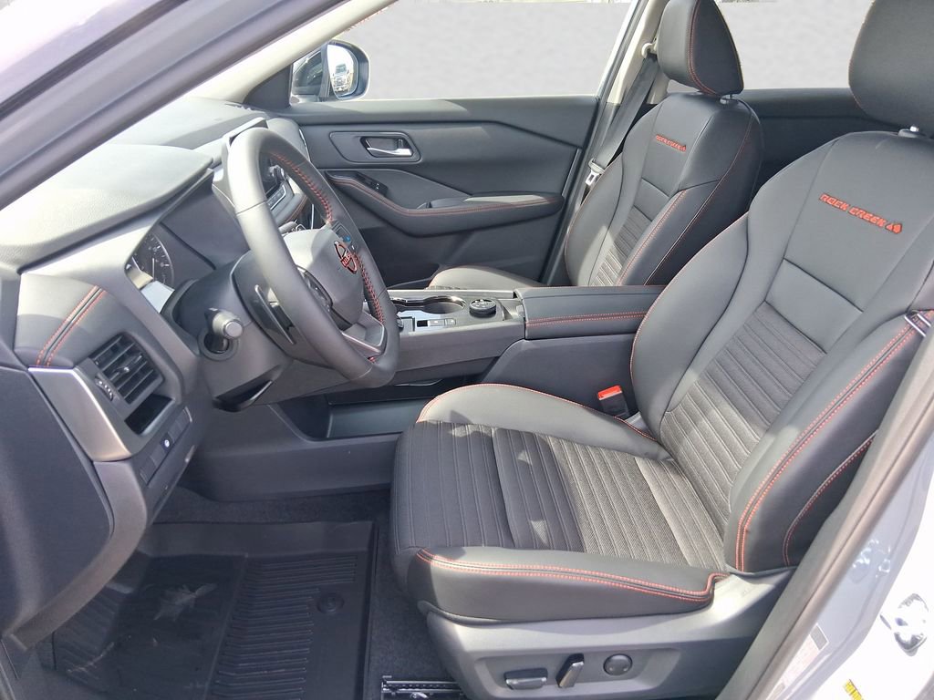 New 2026 Nissan Rogue SV AWD/4WD image 9
