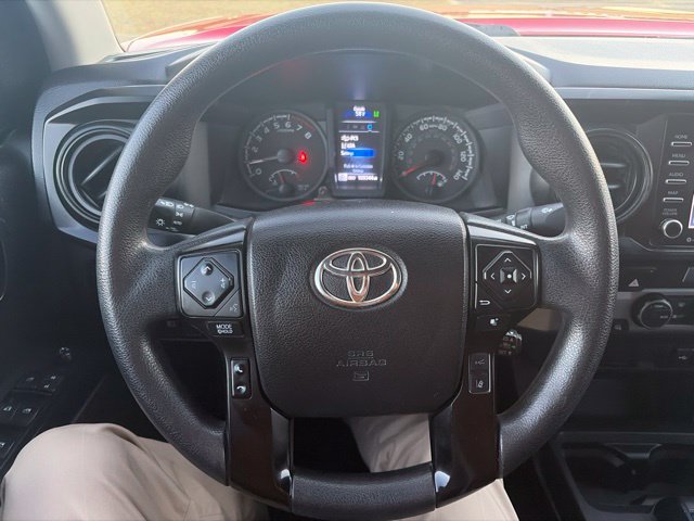 Used 2022 Toyota Tacoma SR AWD/4WD image 17