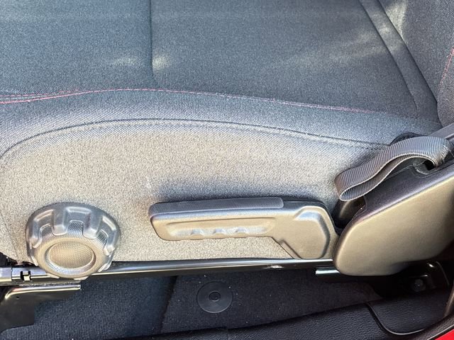 Used 2025 Jeep Wrangler Unlimited Rubicon image 26