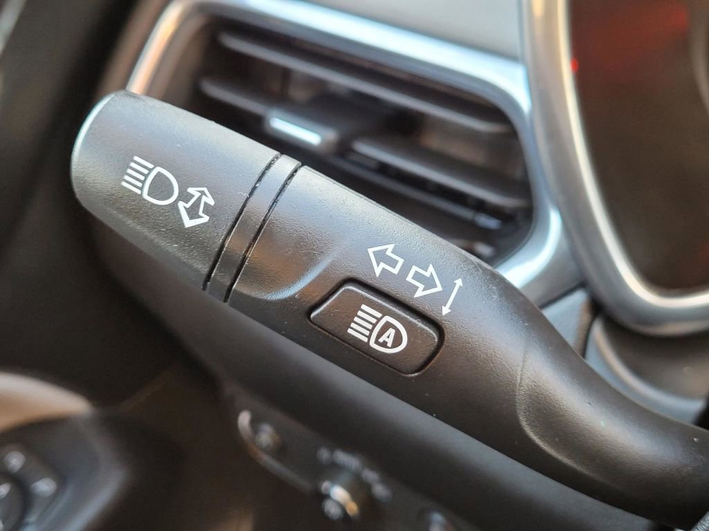 Used 2020 Chevrolet Equinox LT image 33