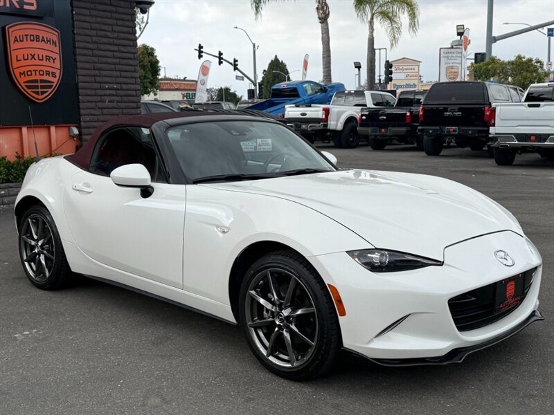 Used 2018 MAZDA MX-5 Miata Grand Touring RWD image 18