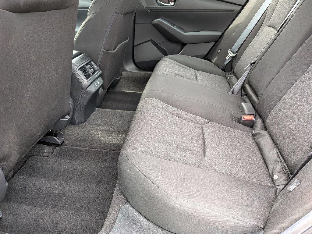 Used 2025 Honda Accord LX image 28