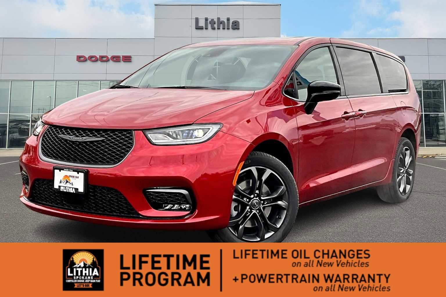 New 2026 Chrysler Pacifica Select