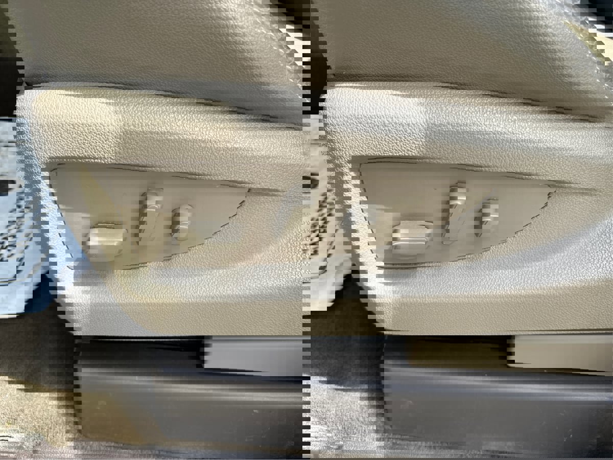 Used 2020 Ford EcoSport S image 33