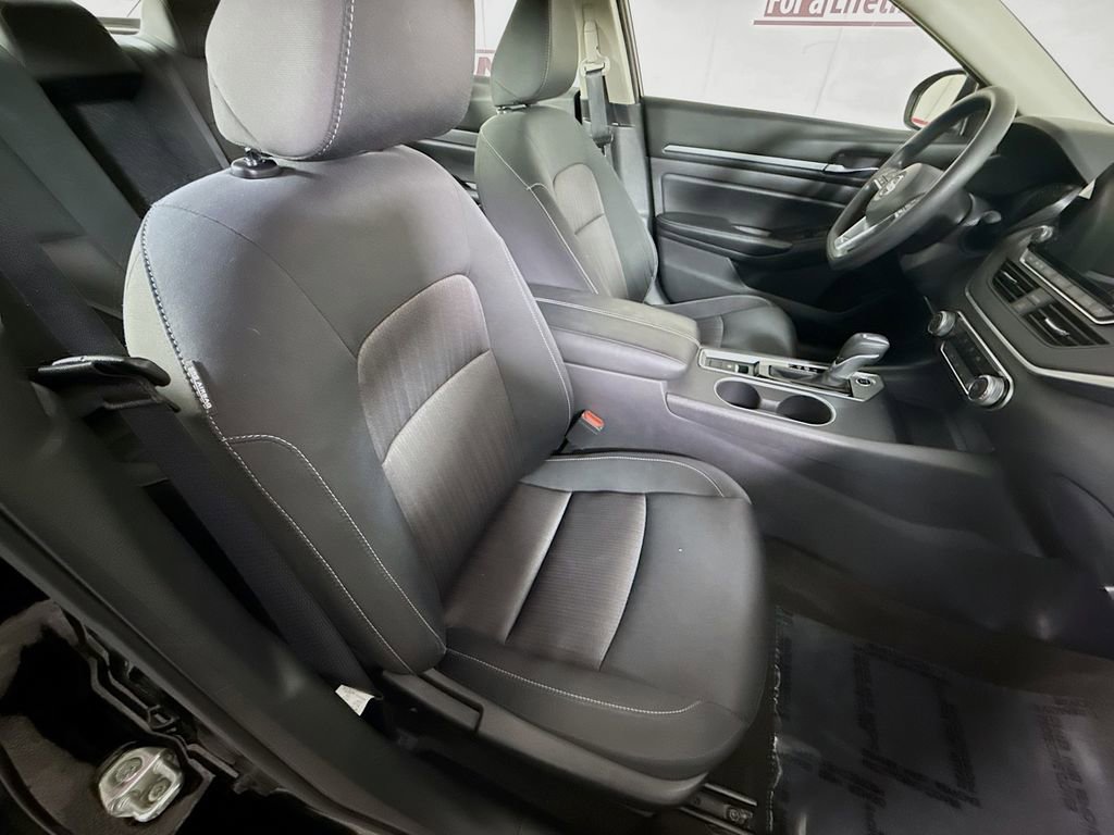 Certified 2022 Nissan Altima 2.5 SV image 29
