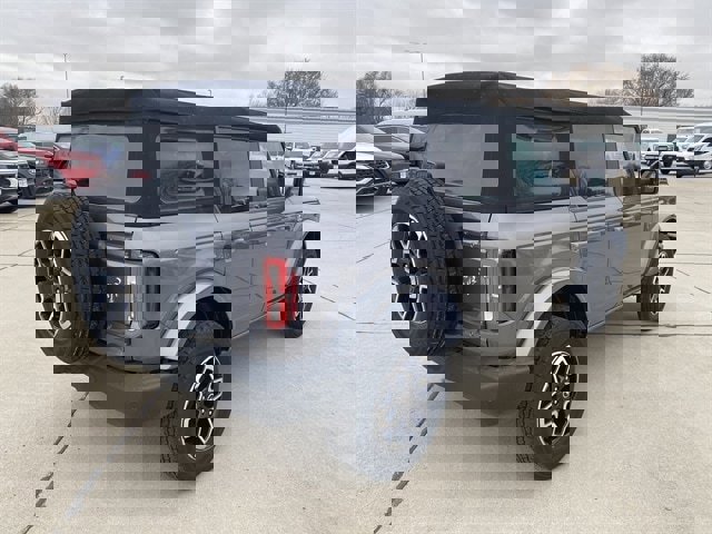Used 2024 Ford Bronco Outer Banks image 7