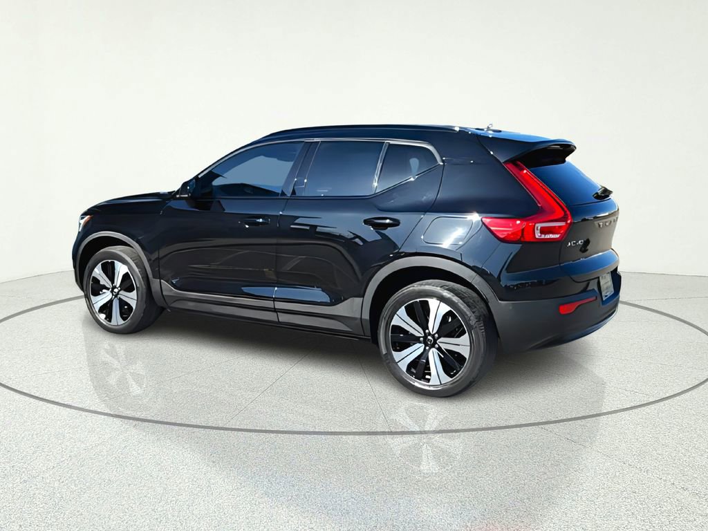 Used 2023 Volvo XC40 Recharge Plus AWD/4WD image 6
