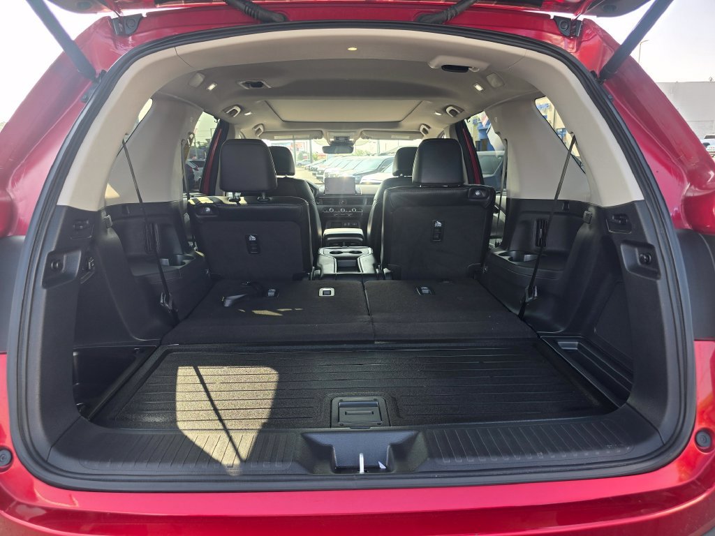 Certified 2025 Honda Pilot Touring image 13