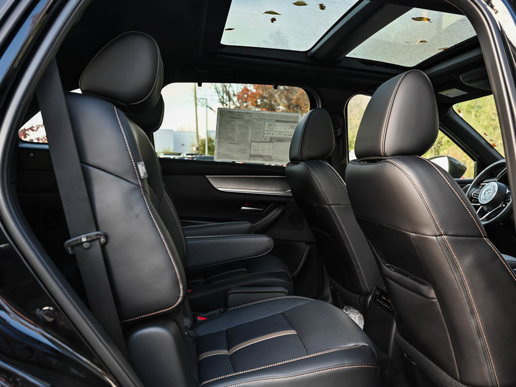 New 2025 MAZDA CX-5 Carbon Edition image 12