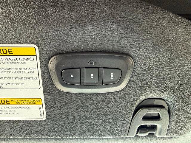 Used 2022 Jeep Wrangler Unlimited Sahara w/ Cold Weather Group AWD/4WD image 23