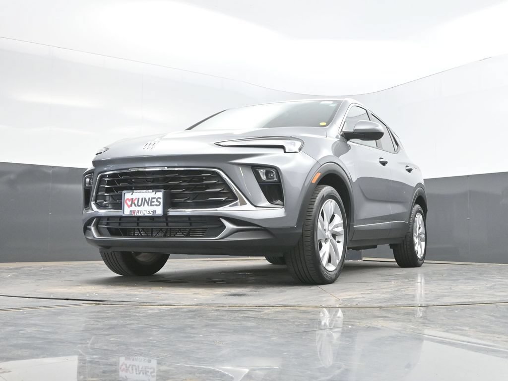 Used 2025 Buick Encore GX Preferred FWD image 33