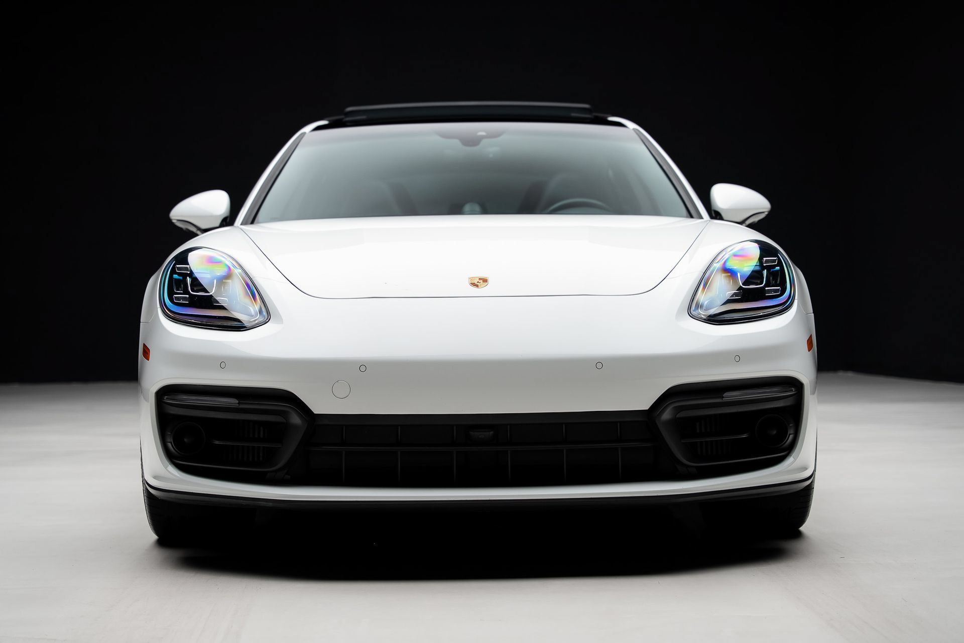 Used 2023 Porsche Panamera 4 AWD/4WD image 8