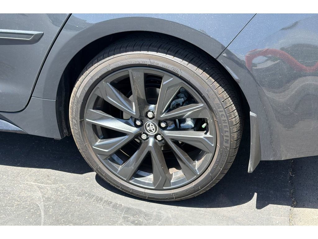 Used 2026 Toyota Corolla XSE FWD image 4