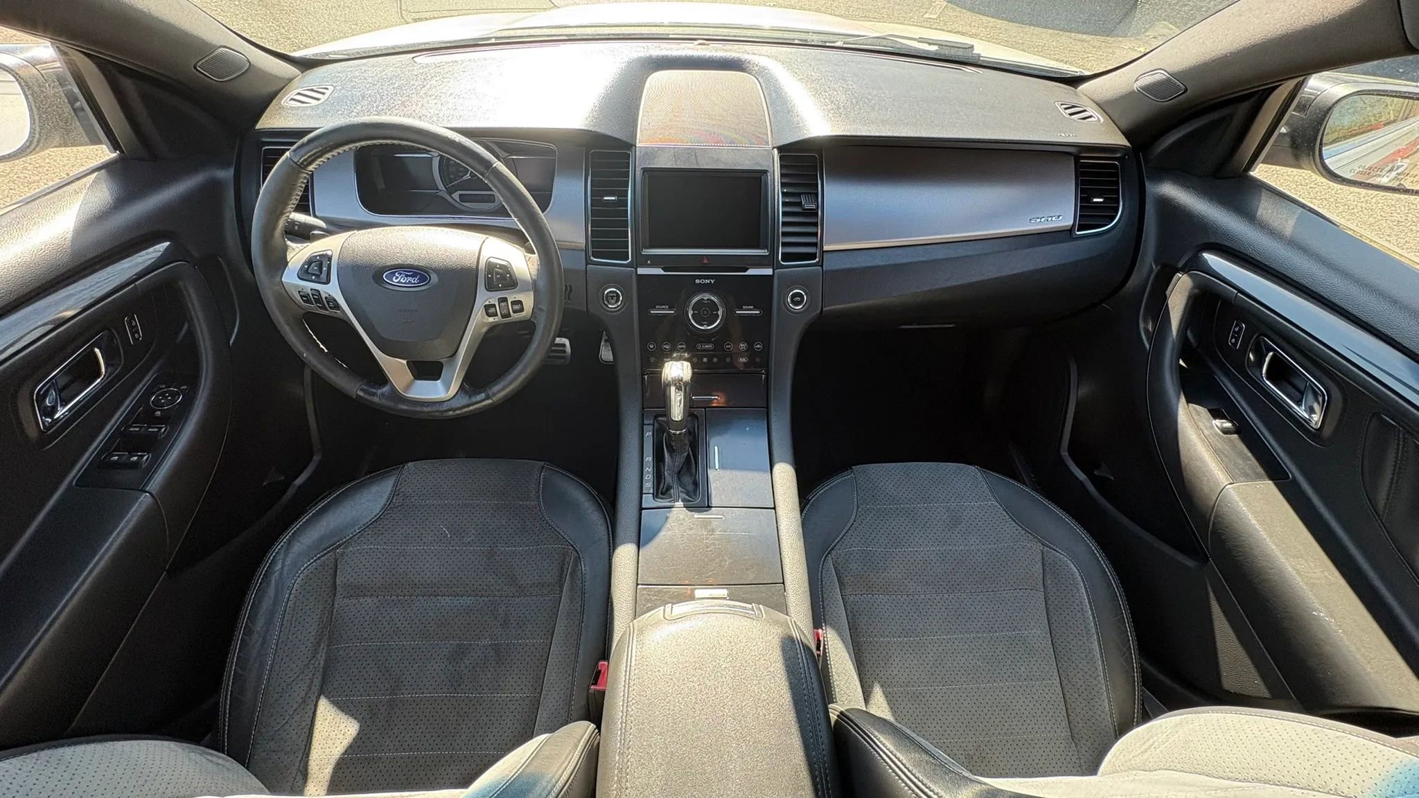 Used 2015 Ford Taurus SHO w/ Equipment Group 401A image 27